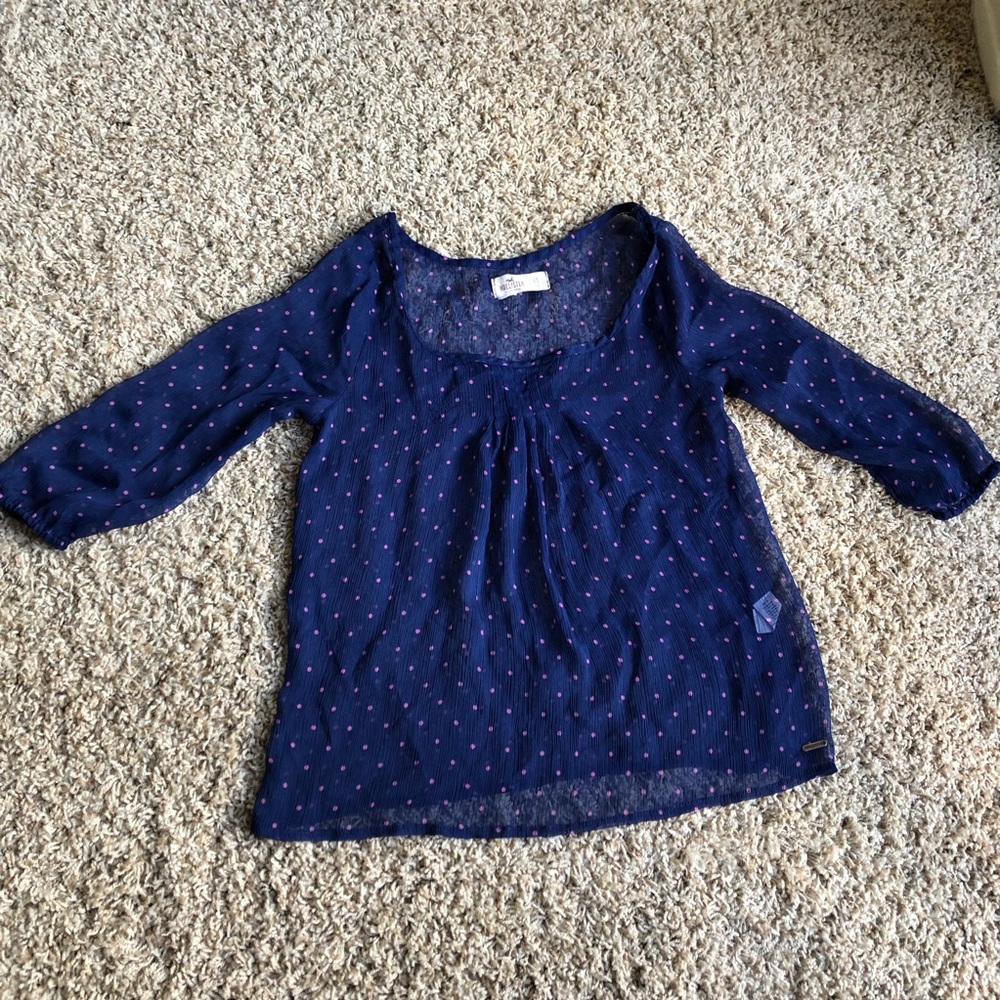 Hollister Polka Dot 3/4 sleeve top